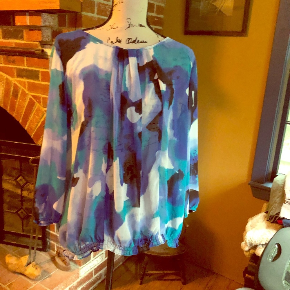 ($30) East 5th NWT blouse